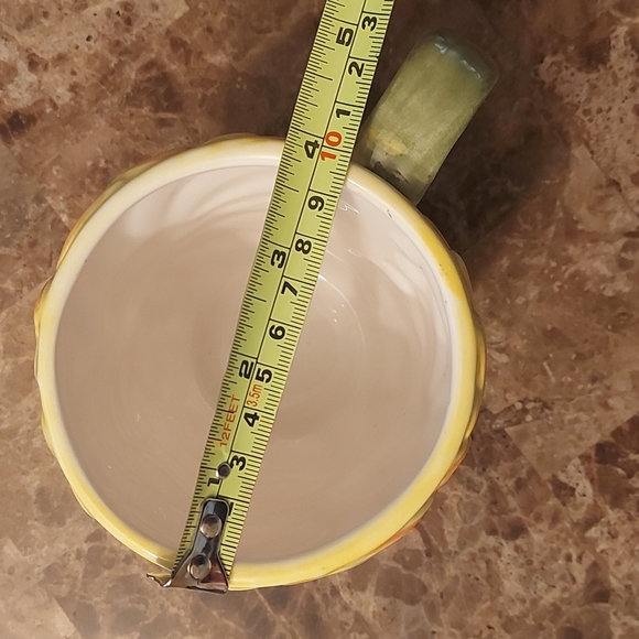 2 Beautiful embossed sunflower mugs by Gibson, EUC - Picture 8 of 8